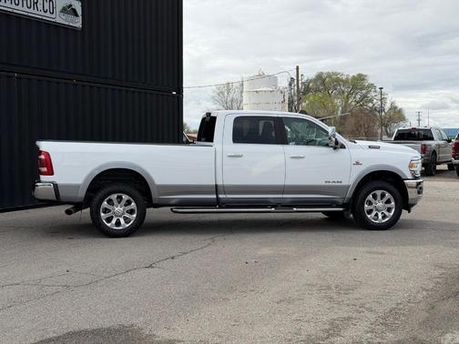 Bright White Clearcoat 2019 RAM 3500 Laramie