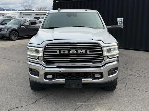 Bright White Clearcoat 2019 RAM 3500 Laramie