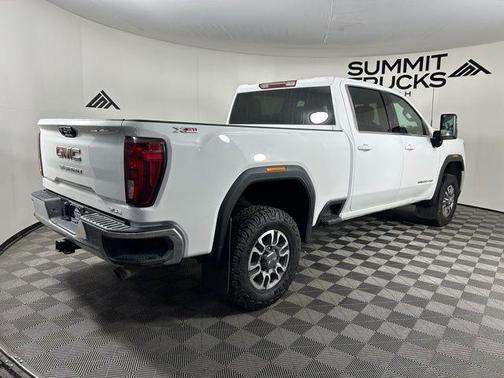 Summit White 2023 GMC Sierra 3500 SLE
