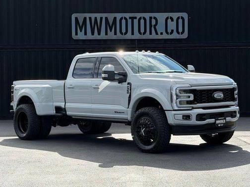 Avalanche 2026 Ford F-450 Platinum