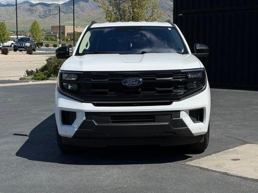 White 2025 Ford Expedition Max XL