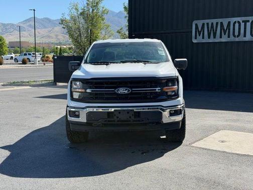 Oxford White 2024 Ford F-150 XLT