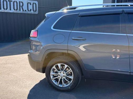 Slate Blue Pearlcoat 2021 Jeep Cherokee Latitude Lux
