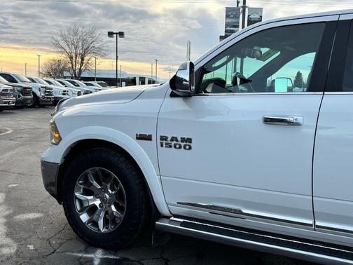 Bright White Clearcoat 2017 RAM 1500 Longhorn