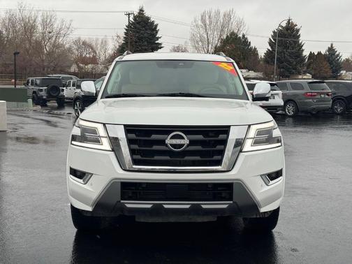 Aspen White TriCoat Pearl 2022 Nissan Armada Platinum