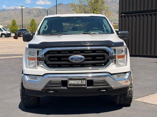 White 2021 Ford F-150 XLT