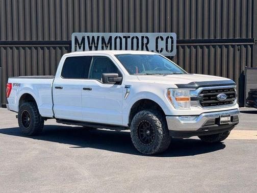 White 2021 Ford F-150 XLT