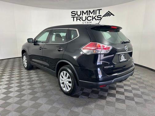Magnetic Black 2016 Nissan Rogue S