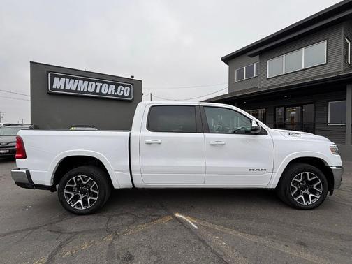 Bright White Clearcoat 2025 RAM 1500 Laramie