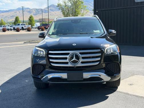 Black 2024 Mercedes-Benz GLS 450 4MATIC