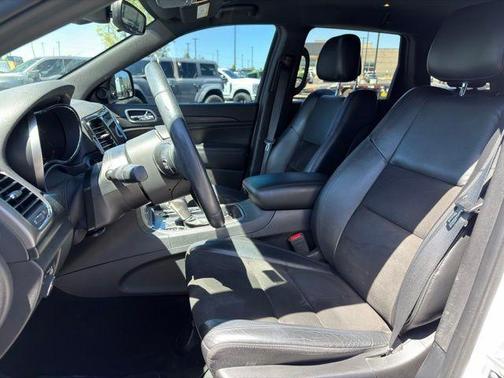 Bright White Clearcoat 2021 Jeep Grand Cherokee Laredo X