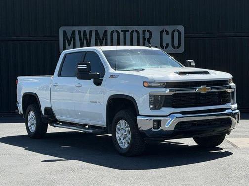 Summit White 2024 Chevrolet Silverado 2500 LT