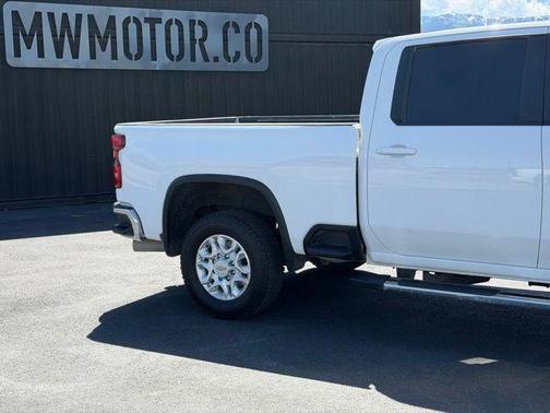 Summit White 2024 Chevrolet Silverado 2500 LT