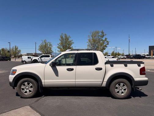 Black Clearcoat 2008 Ford Explorer Sport Trac XLT