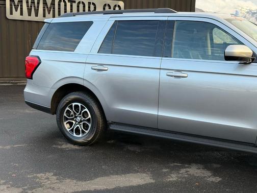 Silver Metallic 2024 Ford Expedition XLT