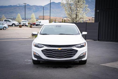 White 2024 Chevrolet Malibu LT