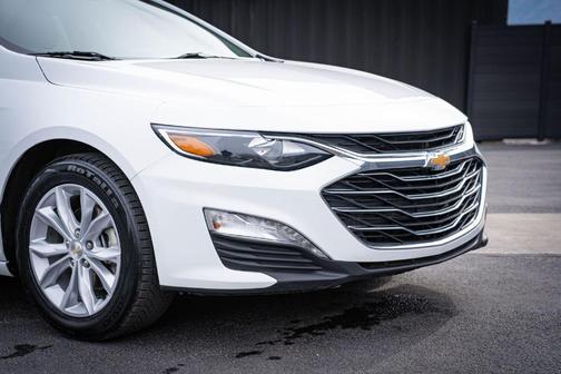 White 2024 Chevrolet Malibu LT