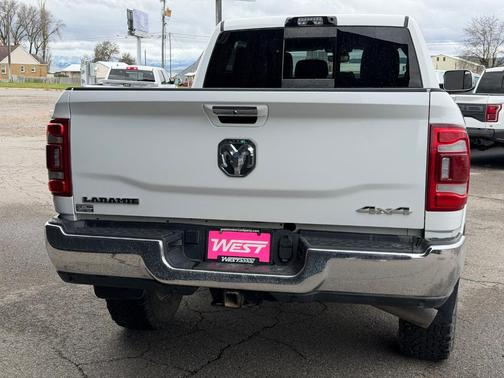 Bright White Clearcoat 2022 RAM 2500 Laramie