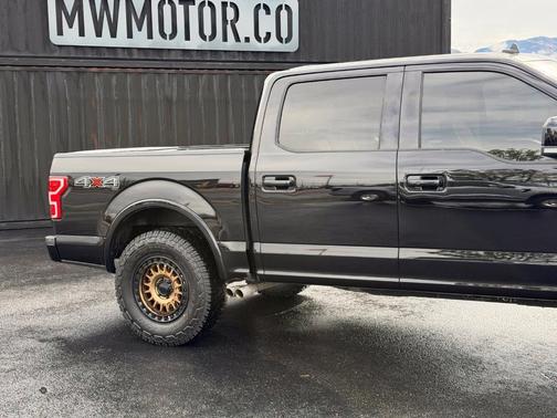 Black Metallic 2019 Ford F-150 Lariat