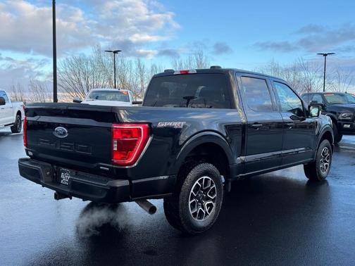 Black 2021 Ford F-150 XLT
