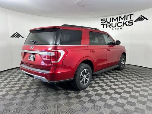 Rapid Red Metallic Tinted Clearcoat 2021 Ford Expedition XLT