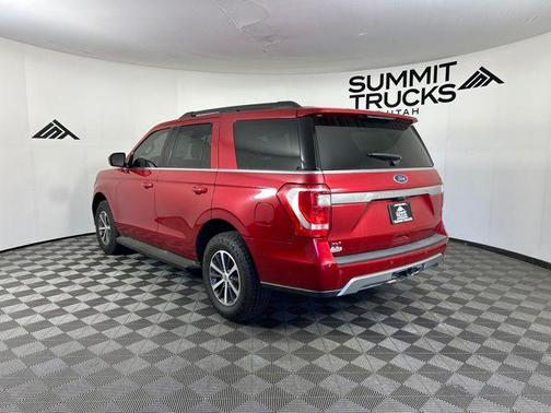 Rapid Red Metallic Tinted Clearcoat 2021 Ford Expedition XLT