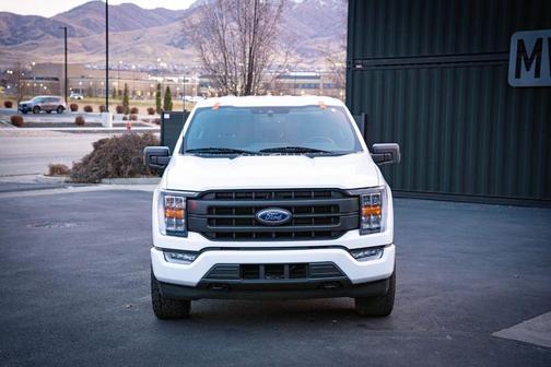 Oxford White 2023 Ford F-150 XLT