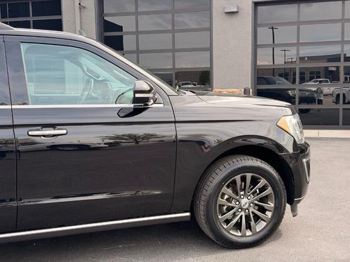 Black 2020 Ford Expedition Limited