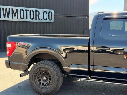 Agate Black Metallic 2023 Ford F-150 Lariat