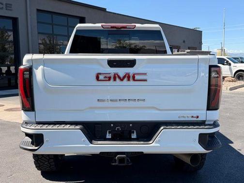 Summit White 2025 GMC Sierra 3500 AT4