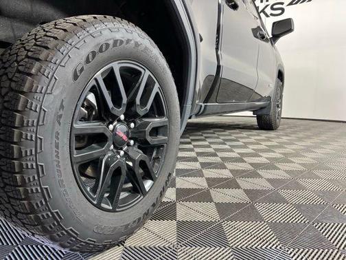Onyx Black 2023 GMC Sierra 1500 Elevation
