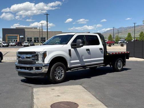 White 2018 Ford F-350 XLT