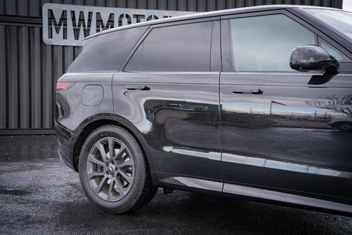 Santorini Black 2024 Land Rover Range Rover Sport Dynamic SE