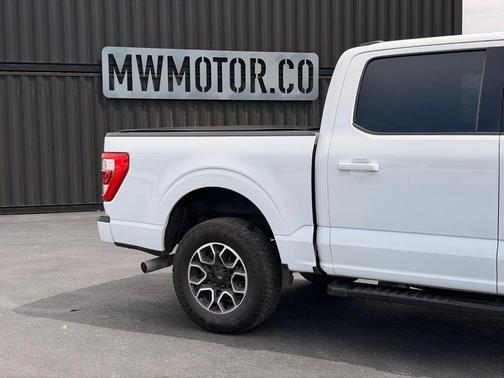 White 2022 Ford F-150 Lariat