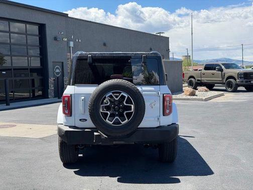 White 2025 Ford Bronco Outer Banks