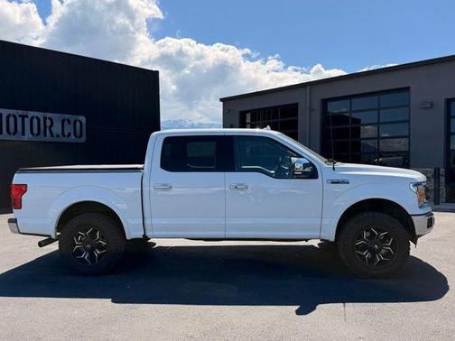 White 2018 Ford F-150 Lariat