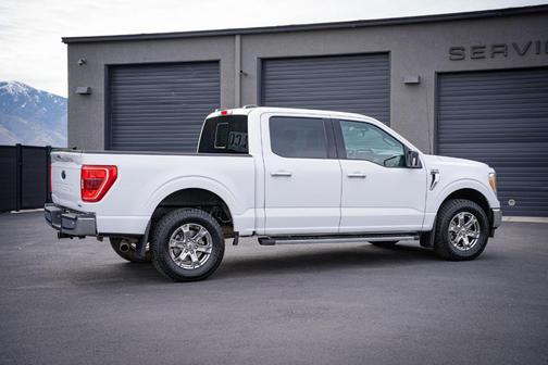White 2021 Ford F-150 XLT