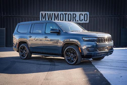 Riverrock Green 2023 Jeep Wagoneer Series II