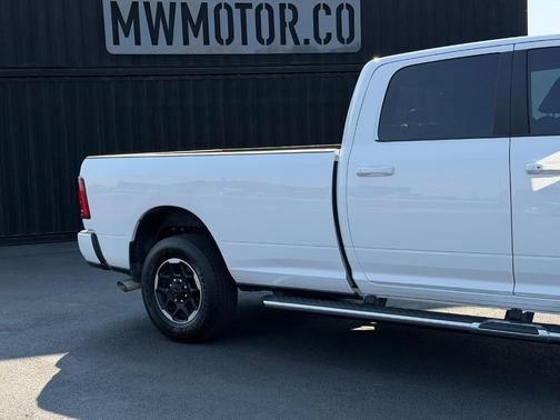 Bright White Clearcoat 2026 RAM 2500 Laramie