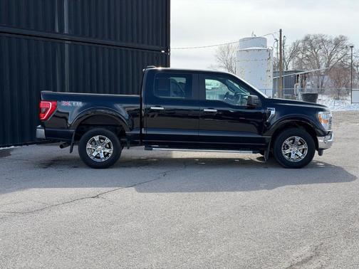 Agate Black Metallic 2021 Ford F-150 XLT