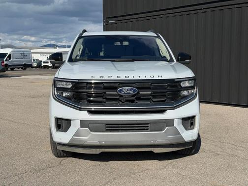 Silver Metallic 2025 Ford Expedition Platinum