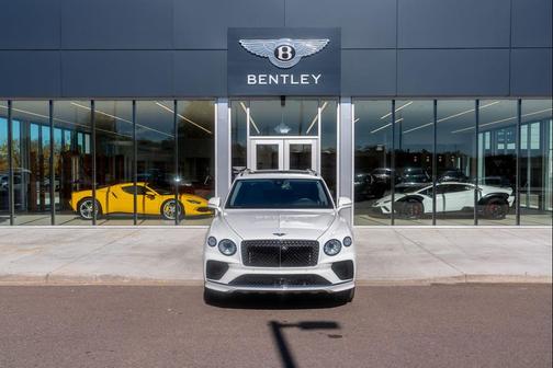 2025 Bentley Bentayga V8