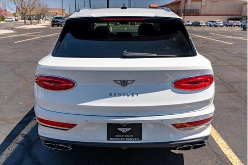 2025 Bentley Bentayga V8