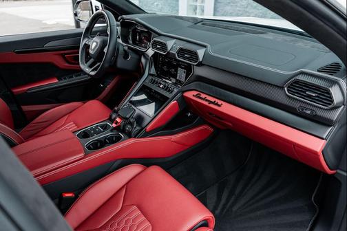 2024 Lamborghini Urus S