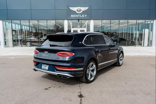2023 Bentley Bentayga Azure