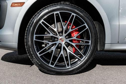 2023 Porsche Macan S