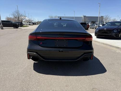 2022 Audi RS 7 4.0T