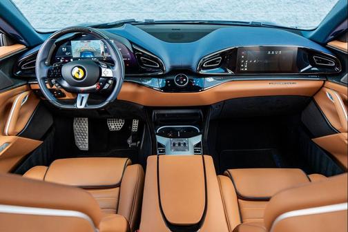 2025 Ferrari Purosangue 