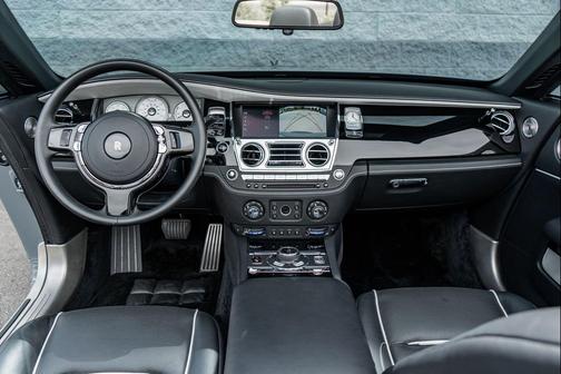 Burnout Gray 2020 Rolls-Royce Dawn