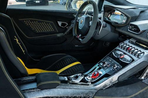 2018 Lamborghini Huracan Performante
